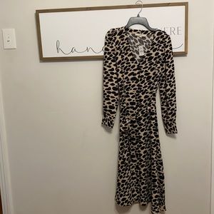 Loft Dress. 00 fits like a size 4